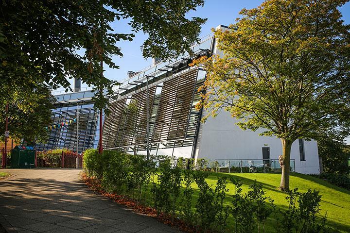 An image of the School of Management from outside.